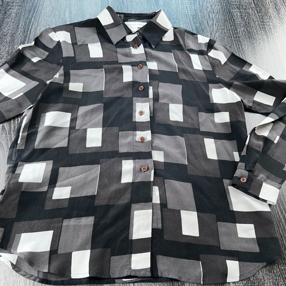 Jones New York 100% Silk Geometric Print Blouse Minimalist Workwear Size 6